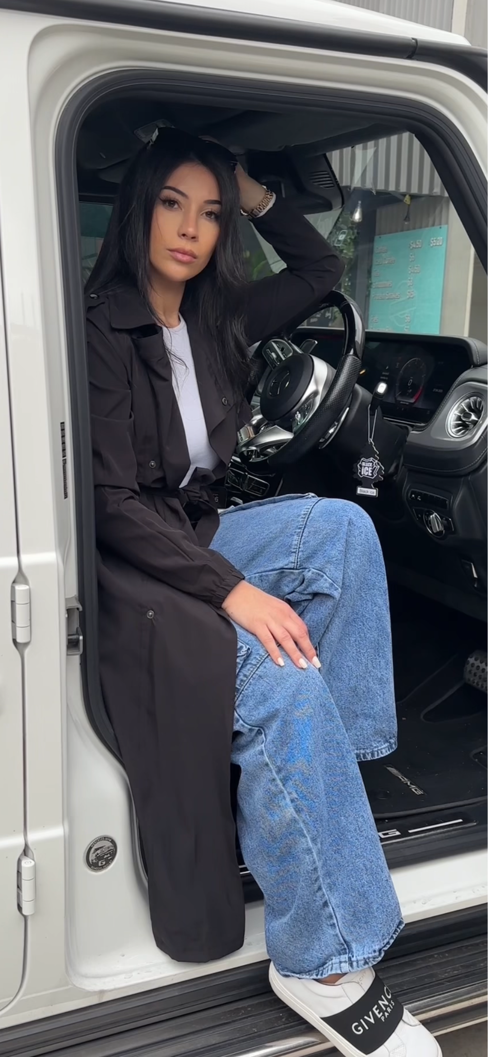 Athletic trench-coat