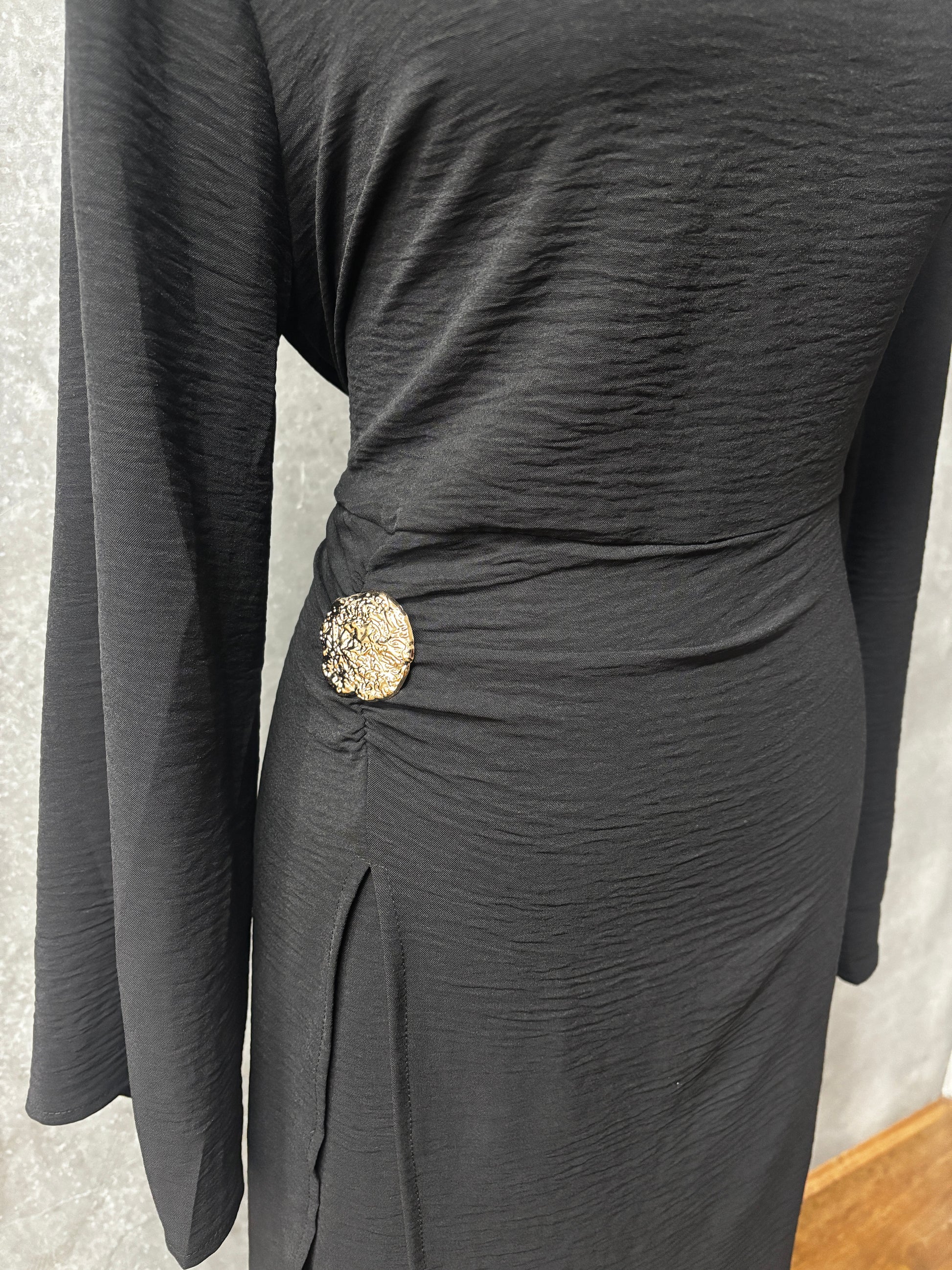 Almaaz Dress